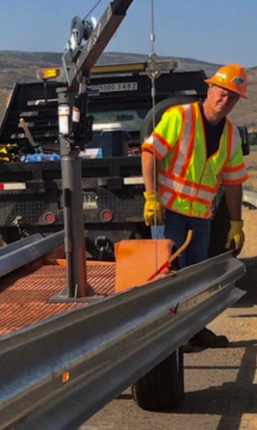 Guardrail Hoisting device - Max 300  built by Fulton Tool Co